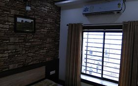 Alakhnanda Guest House